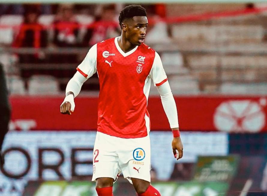 世界杯app下载-记者：国米找兰斯谈20岁中卫阿卜杜勒-科内，兰斯要价2000万